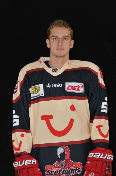 Mannschaft2011   025.jpg - DEL Club Hannover Scorpions Hannover Team 2011-2012Marvin Krüger Stürmer Nr. 26
